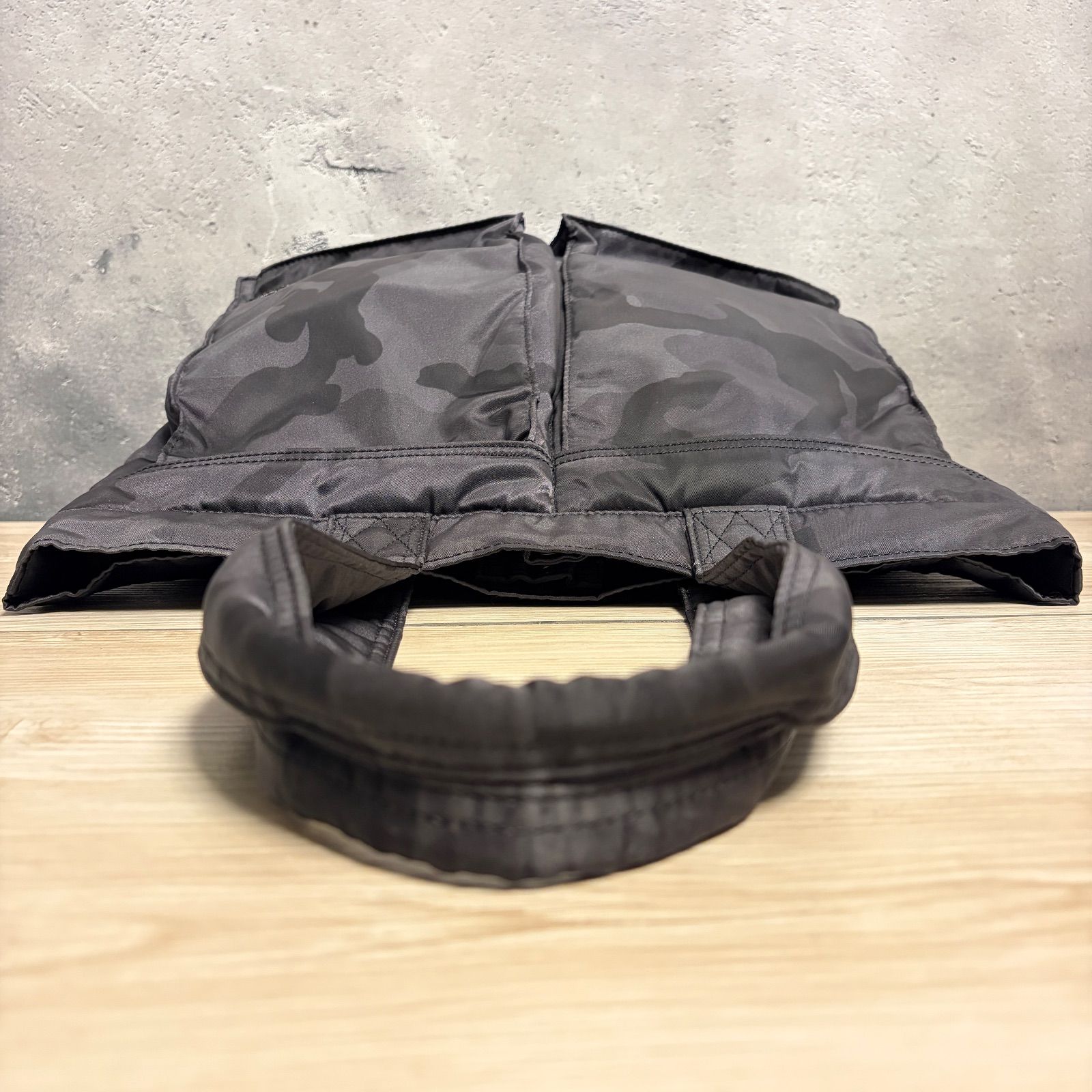 ✨PORTER TANKER✨30周年記念 迷彩トートバッグ 美品✨ - メルカリ
