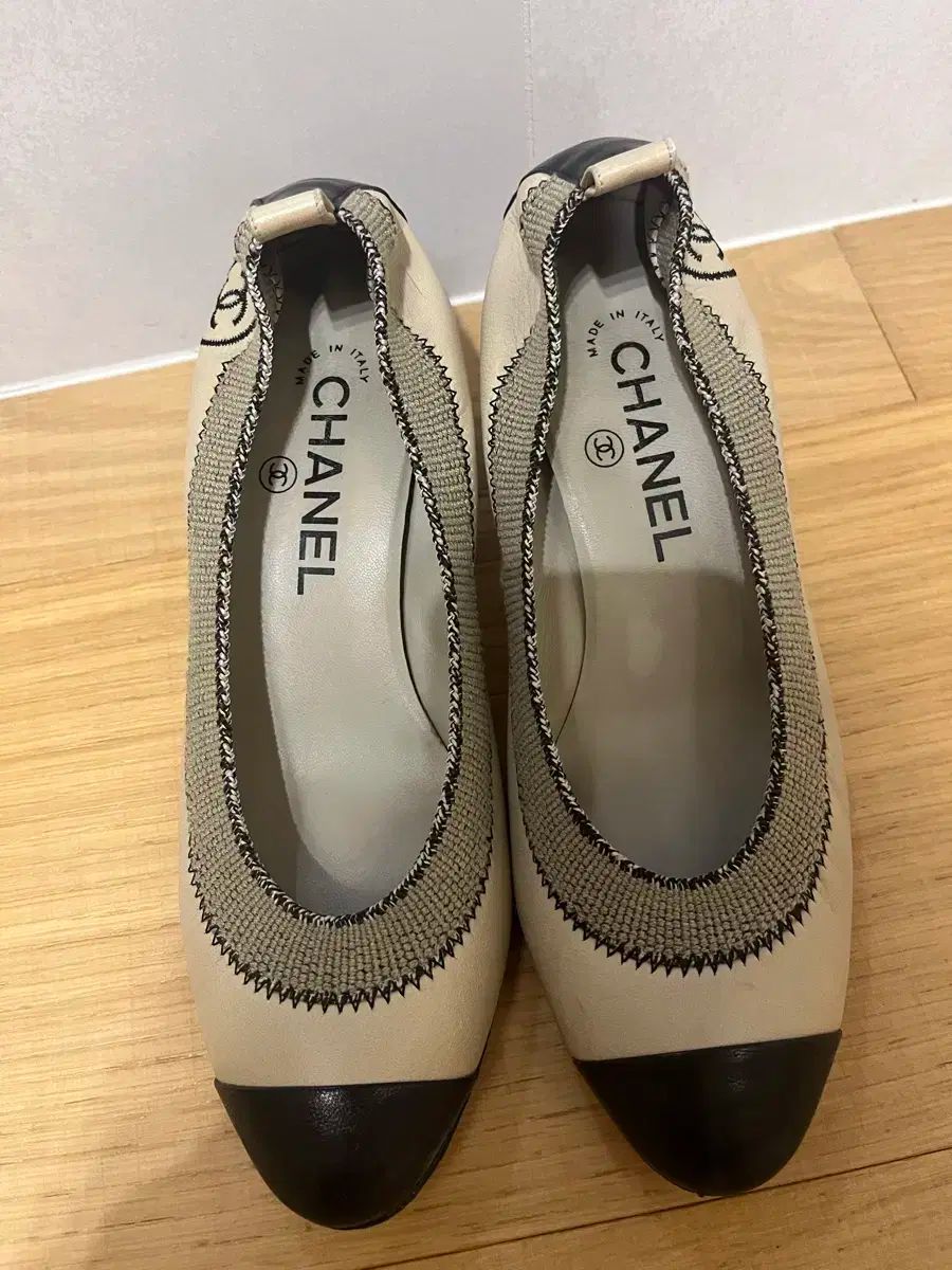 シャネル ツートン バレリーナ シューズ