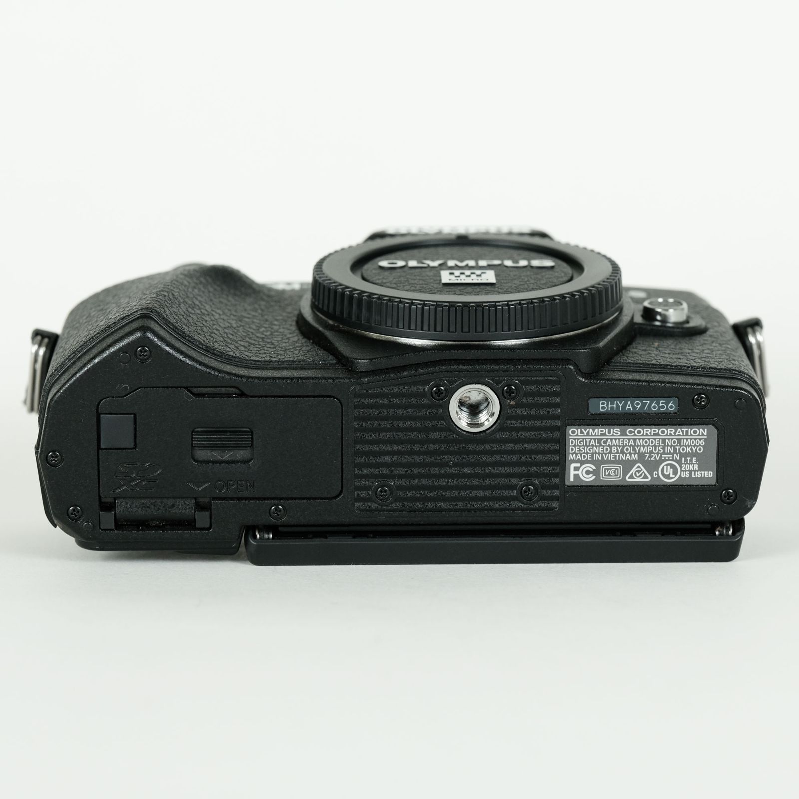 シャッター数11