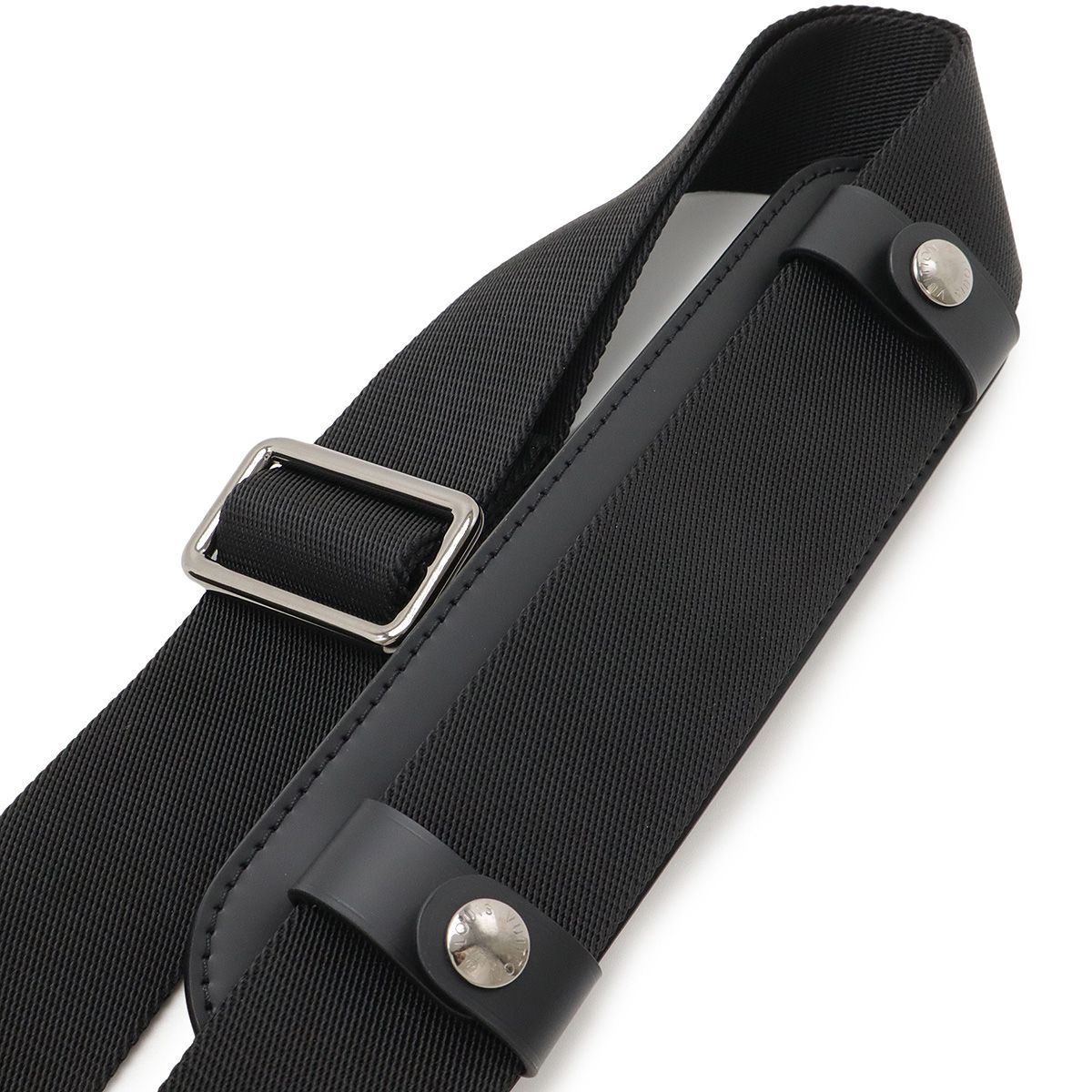 ヴィトン モノグラムエクリプス