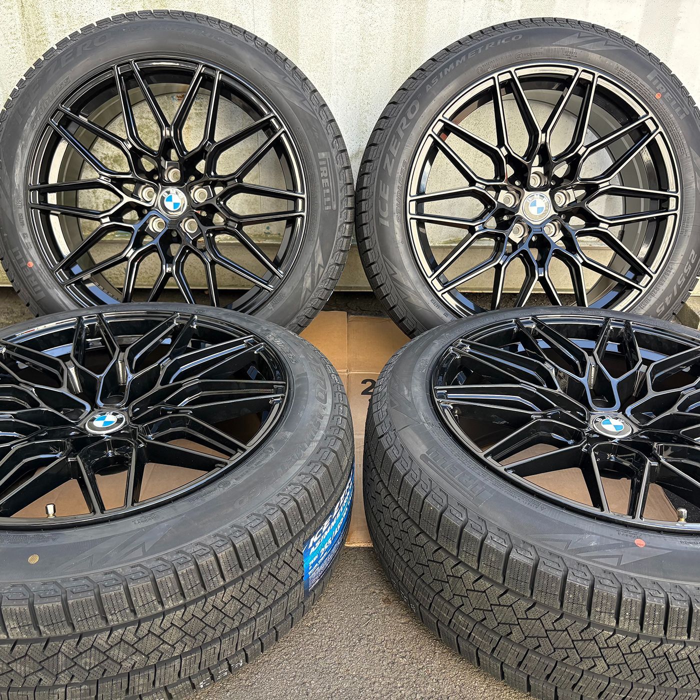 20インチスタッドレス BMW X 3 G 01 XD 4 M タイヤホイール ピレリ アイスゼロアシンメトリコ 255 45 R 20 4本セット