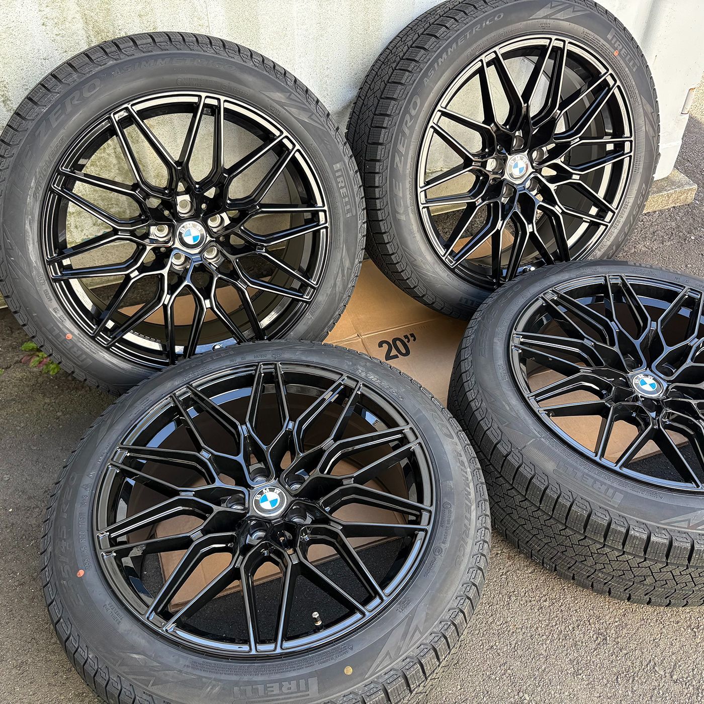 20インチスタッドレス BMW X 3 G 01 XD 4 M タイヤホイール ピレリ アイスゼロアシンメトリコ 255 45 R 20 4本セット