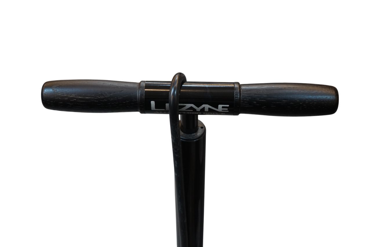 LEZYNE レザイン ALLOY FLOOR DRIVE フロアポンプ | バイチャリ浦和ベース