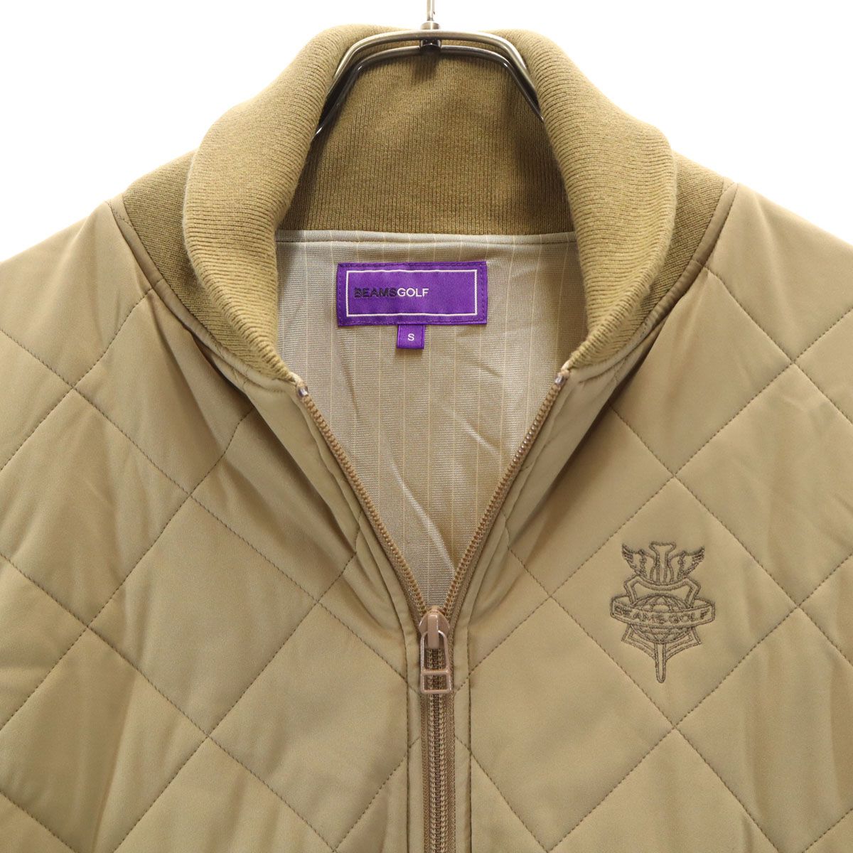 未使用級◎ビームスゴルフ キルティングジャケット 中綿 ゴルフウェア ベージュS 美品 BEAMS GOLF ビームスゴルフ キルティングジャケット S アッシュ