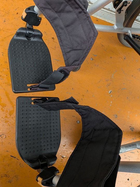 一部地域を除く 自走式車椅子 ネクストコア NEXT-11B-40 KM-25-1031-03