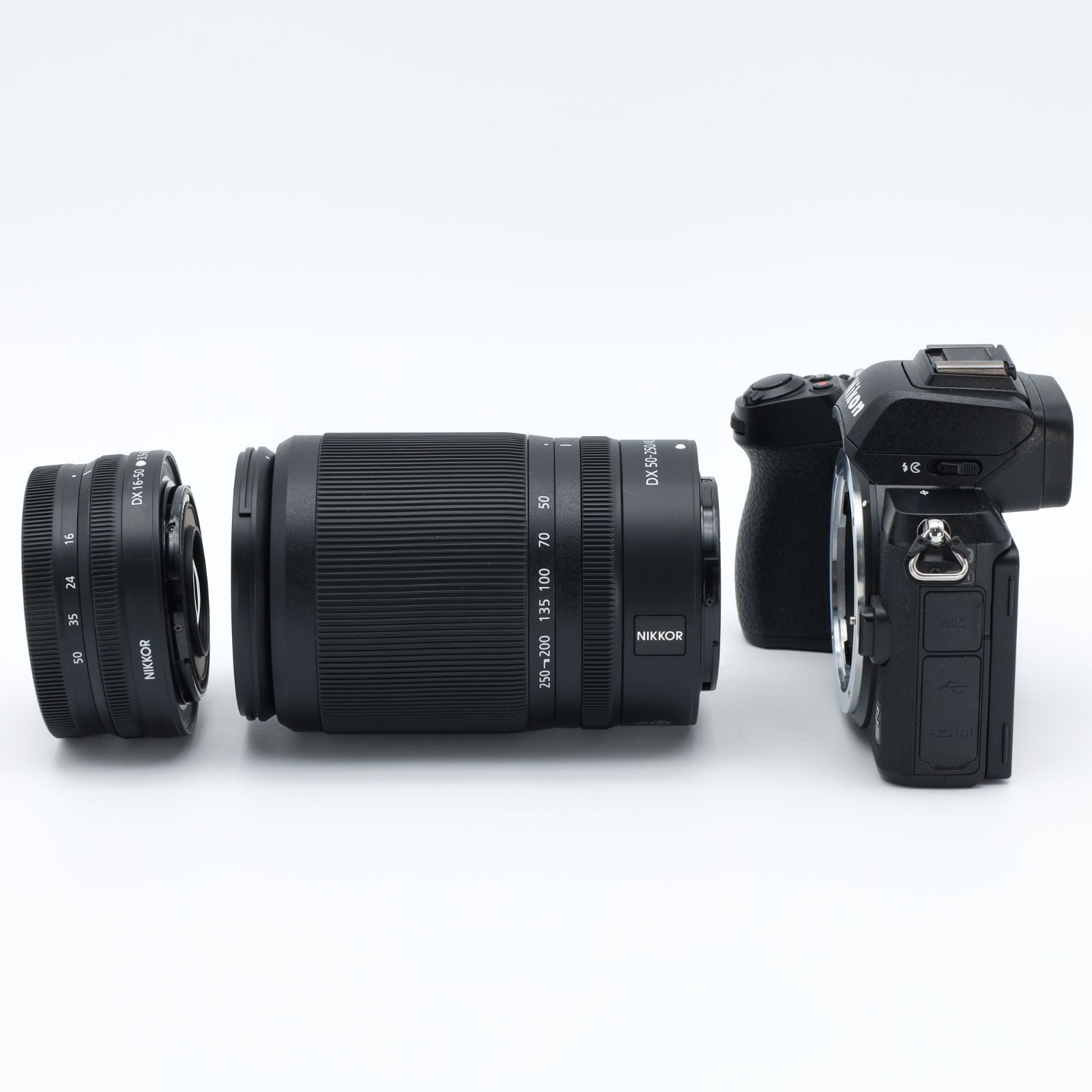 多機能な Nikon ニコン Z 50 ダブルズームキット _GP00014958