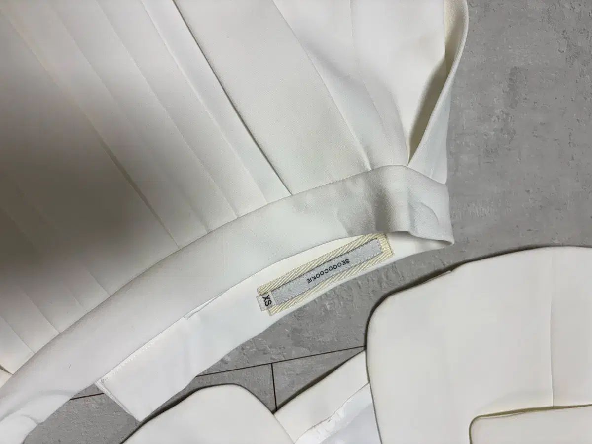 プリーツ スカート