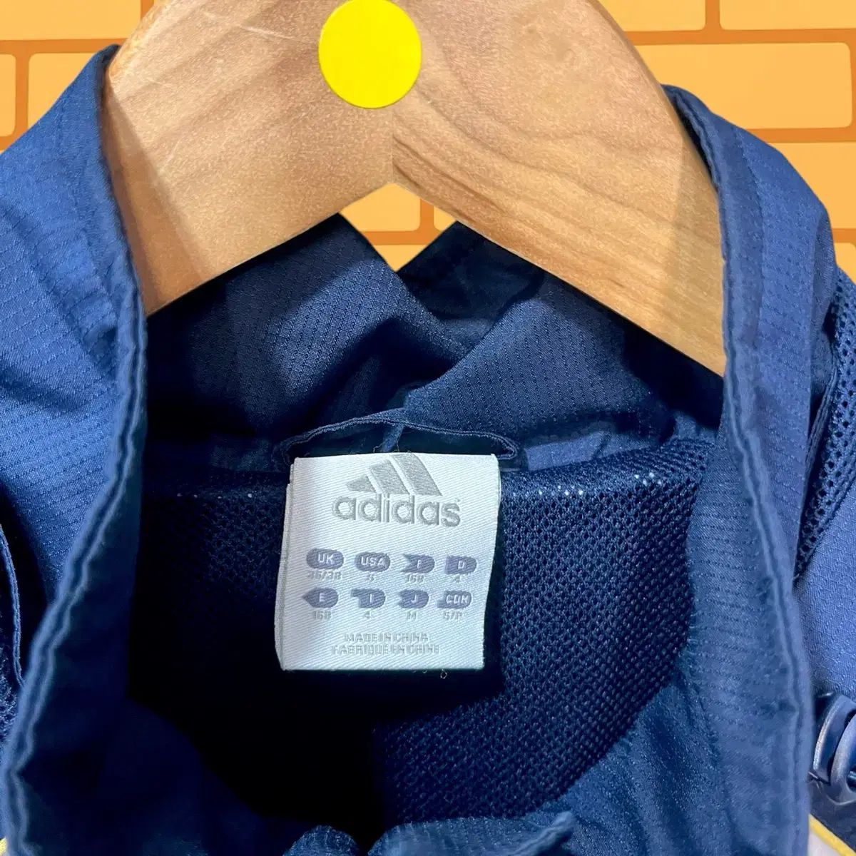 adidas アディダス