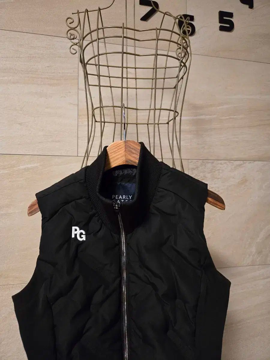 パーリーゲイツ レディース ゴルフ グース ダウンベスト