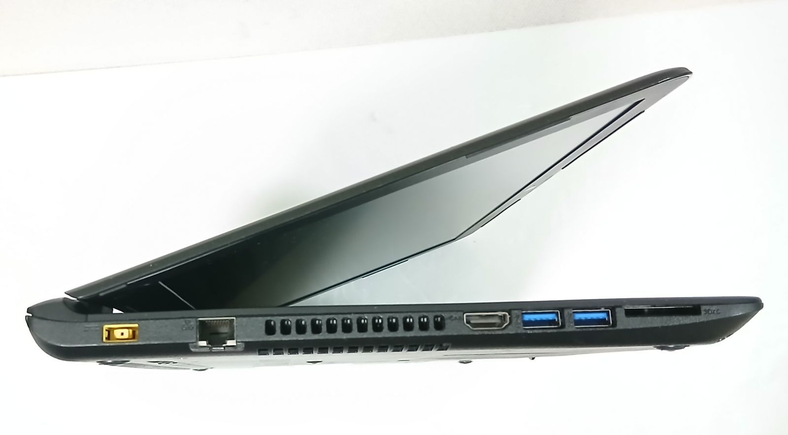 465✨7世代 /限定 /Core i5/ 爆速SSD✨すぐ使えるノートパソコン