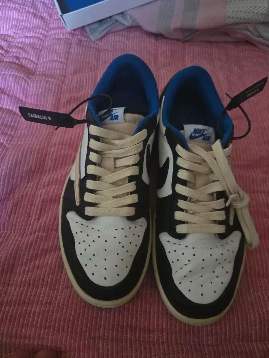 状態良し 검수제품 ジョーダン x トラヴィス x スコット x フラクメント デザイン 255