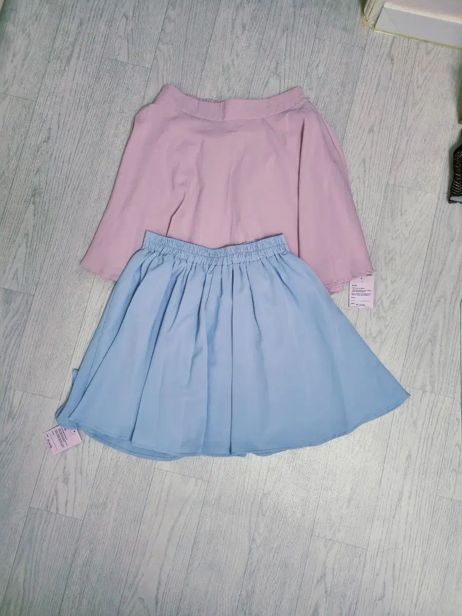 ピンク|ライトブルースカートセット