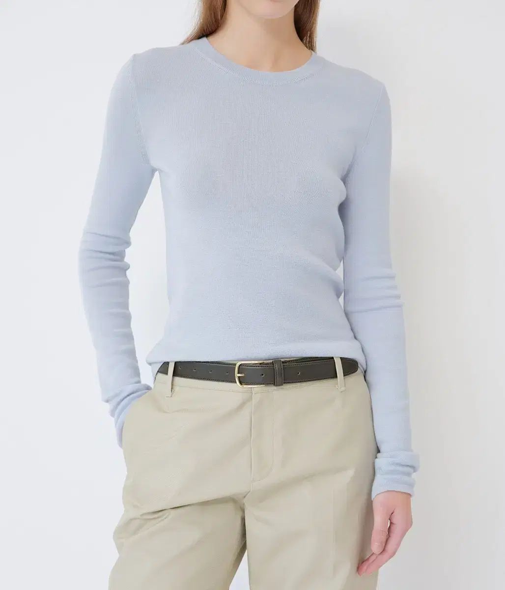 R2W スコットラウンドニット ベイビーブルー