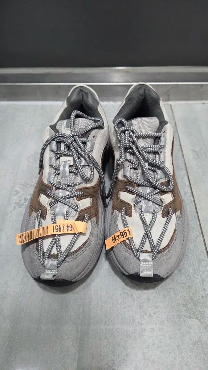 PROSPECS x VIBRATE コラボ ニュートロゲイド Vibrate T3 260