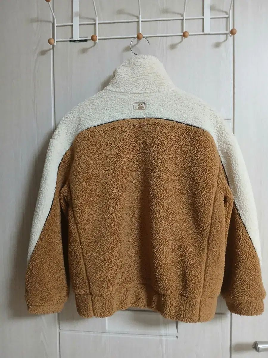  ほぼ MLB キッズ シープスキン フリース アウター 145 | ブラウン アイボリー その他 ジャケット ブルゾン