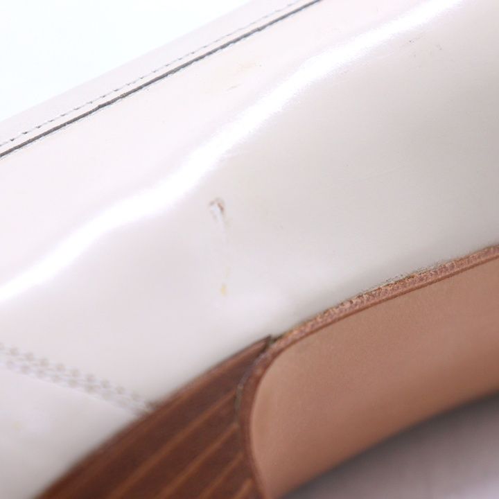 ベージュ Salvatore