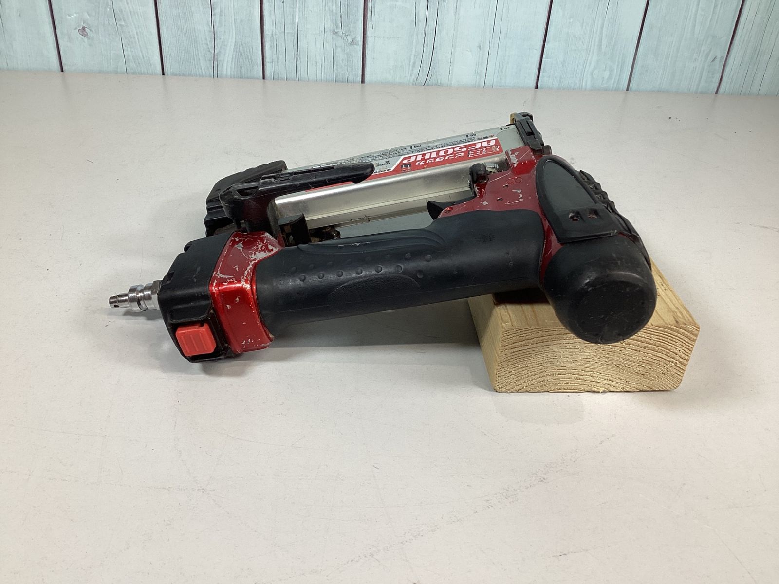  マキタ makita 高圧ピンネイラ AF 501 HP 釘 ステープル ネイル エアーツール