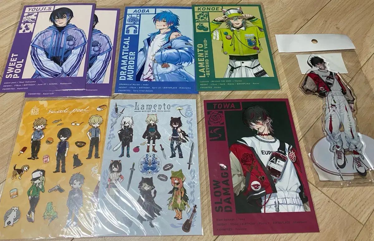 スロウダメージ トワ アクリル 出品 (特典付き)