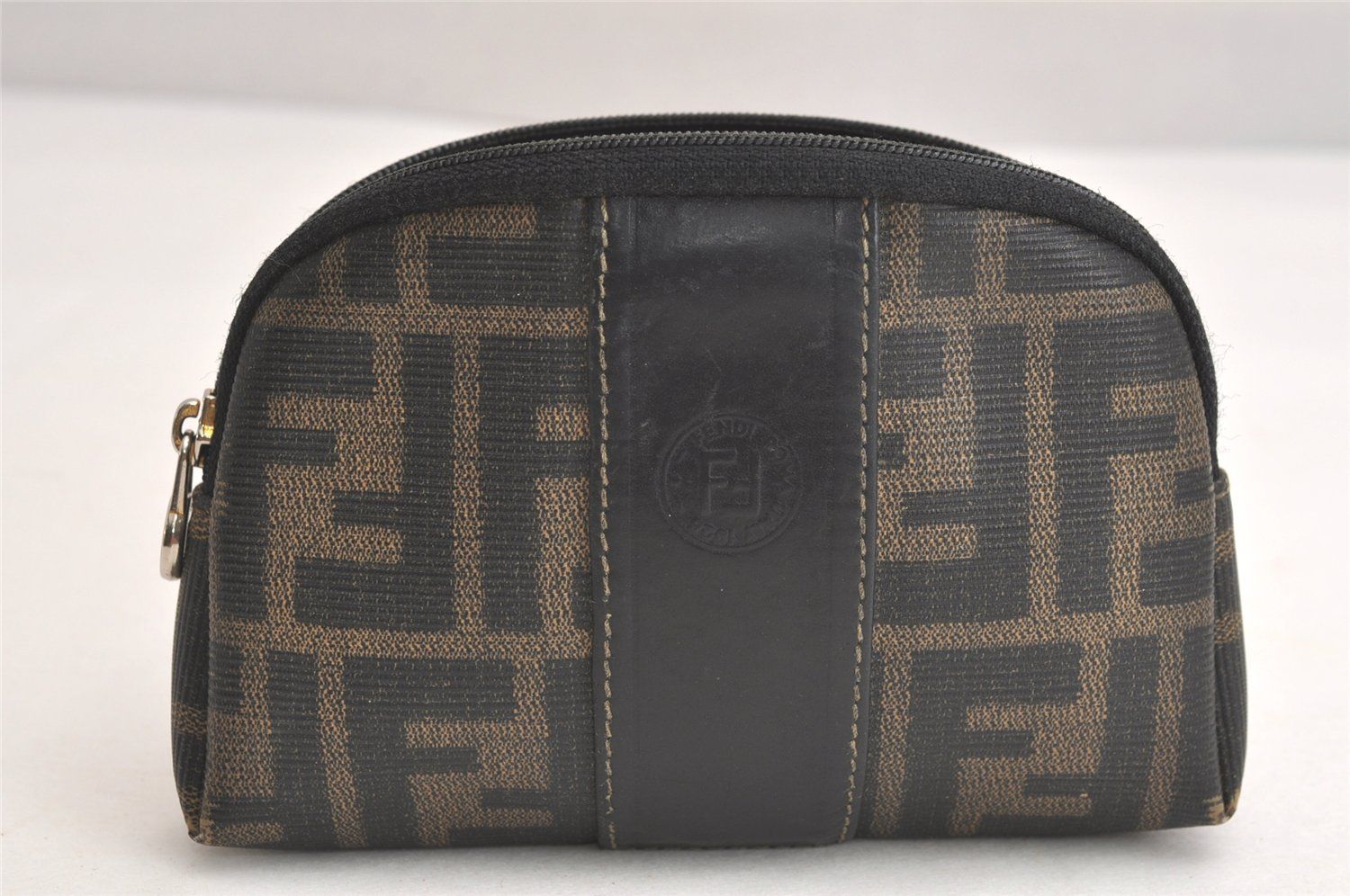 FENDI フェンディ ズッカ柄 ヴィンテージ ポーチ 財布 ピーブイシー レザー ブラウン ブラック ジャンク 3996N