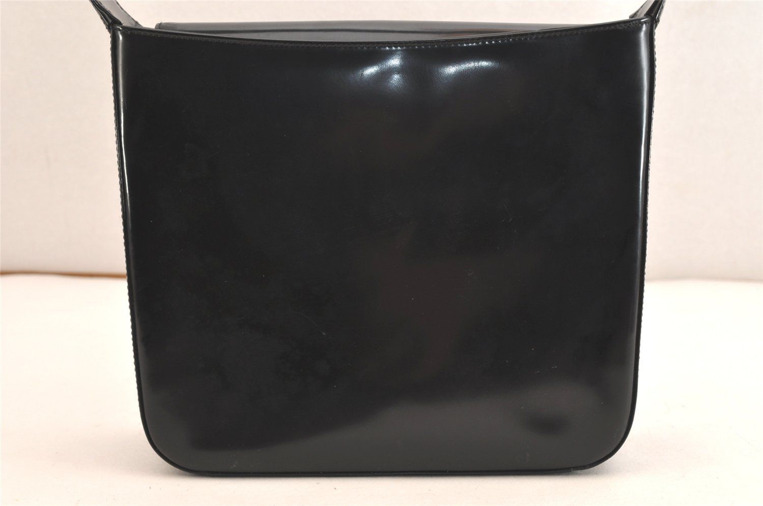 ショルダーハンドバッグ