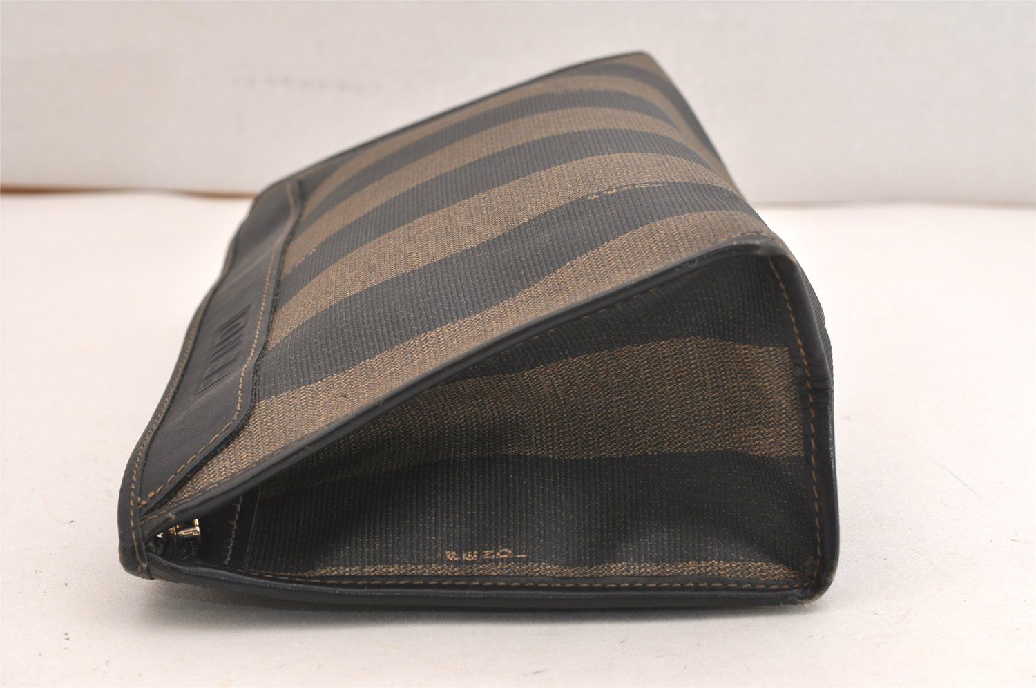 ぺカン クラッチハンドバッグ