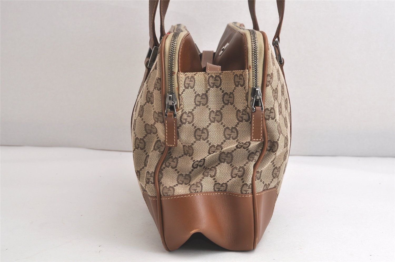 GUCCI グッチ