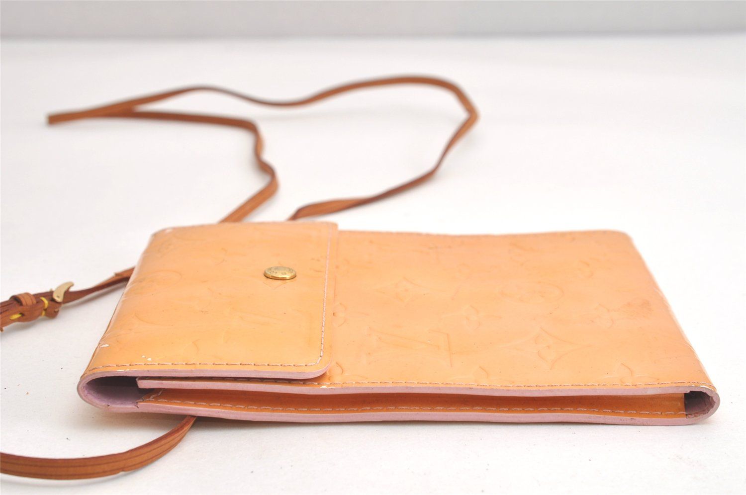 ポーチ イエロー