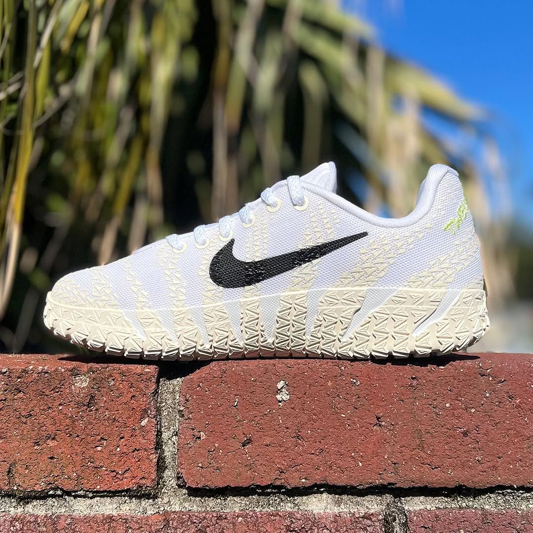 NIKE JA 3 GS 'COCONUT MILK' ナイキ ジャ 3 ジャ モラント ミニバス
