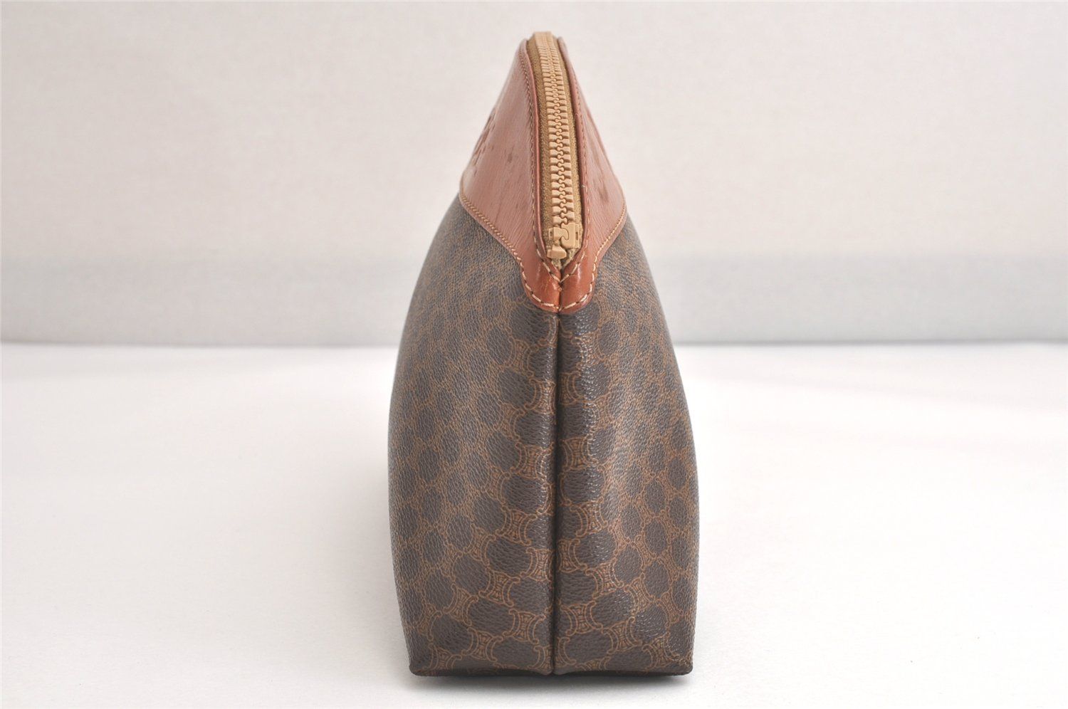 クラッチハンドバッグ ピーブイシー