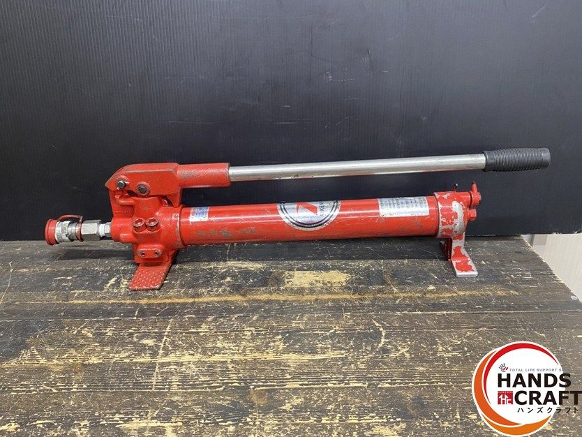  品 RIKEN SEIKI 理研精機 P 1 B 手動油圧ポンプ 2 最高使用圧力 高圧70 MPa 低圧2 吐出量 高圧2 3 cm 低圧13 その他 特殊工具