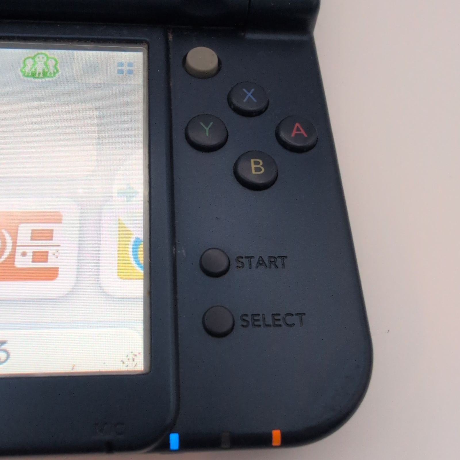 メタリックブルー