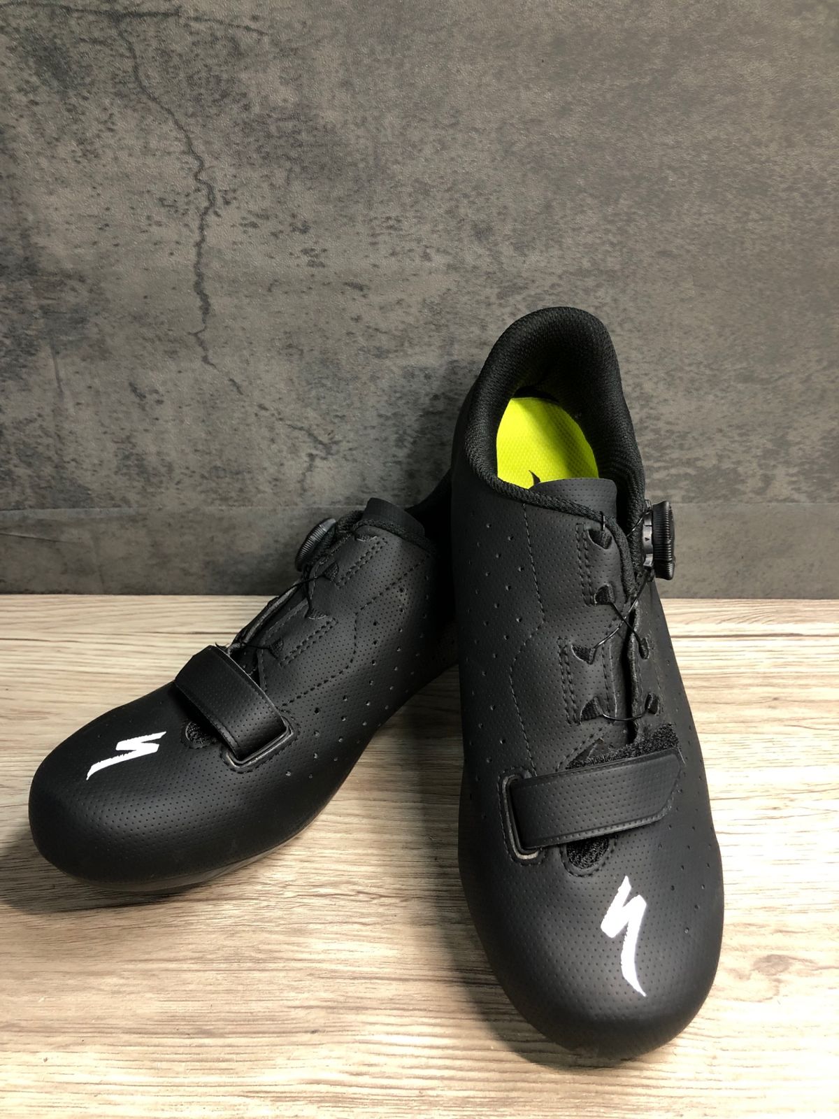 JN855 スペシャライズド SPECIALIZED TORCH1.0 ビンディングシューズ SPD-SL EU40 黒