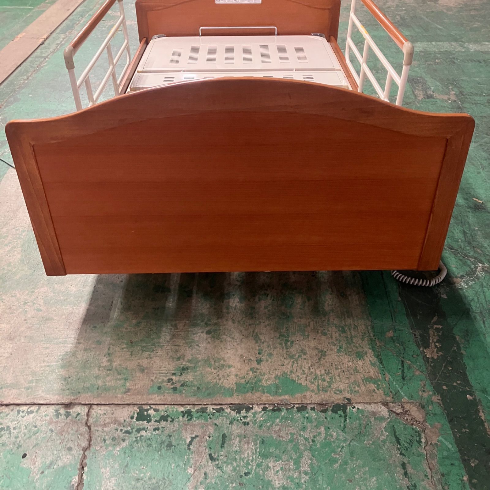 パラマウントベッド 電動リクライニングベッド