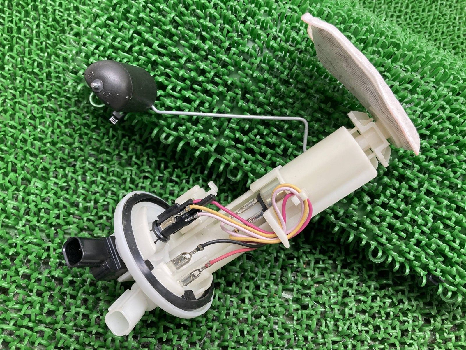 ギア フューエルポンプ 10B ヤマハ 純正 バイク 部品 UA07J GEAR フューエルセンサー 燃料ポンプ コンディション良好 uR