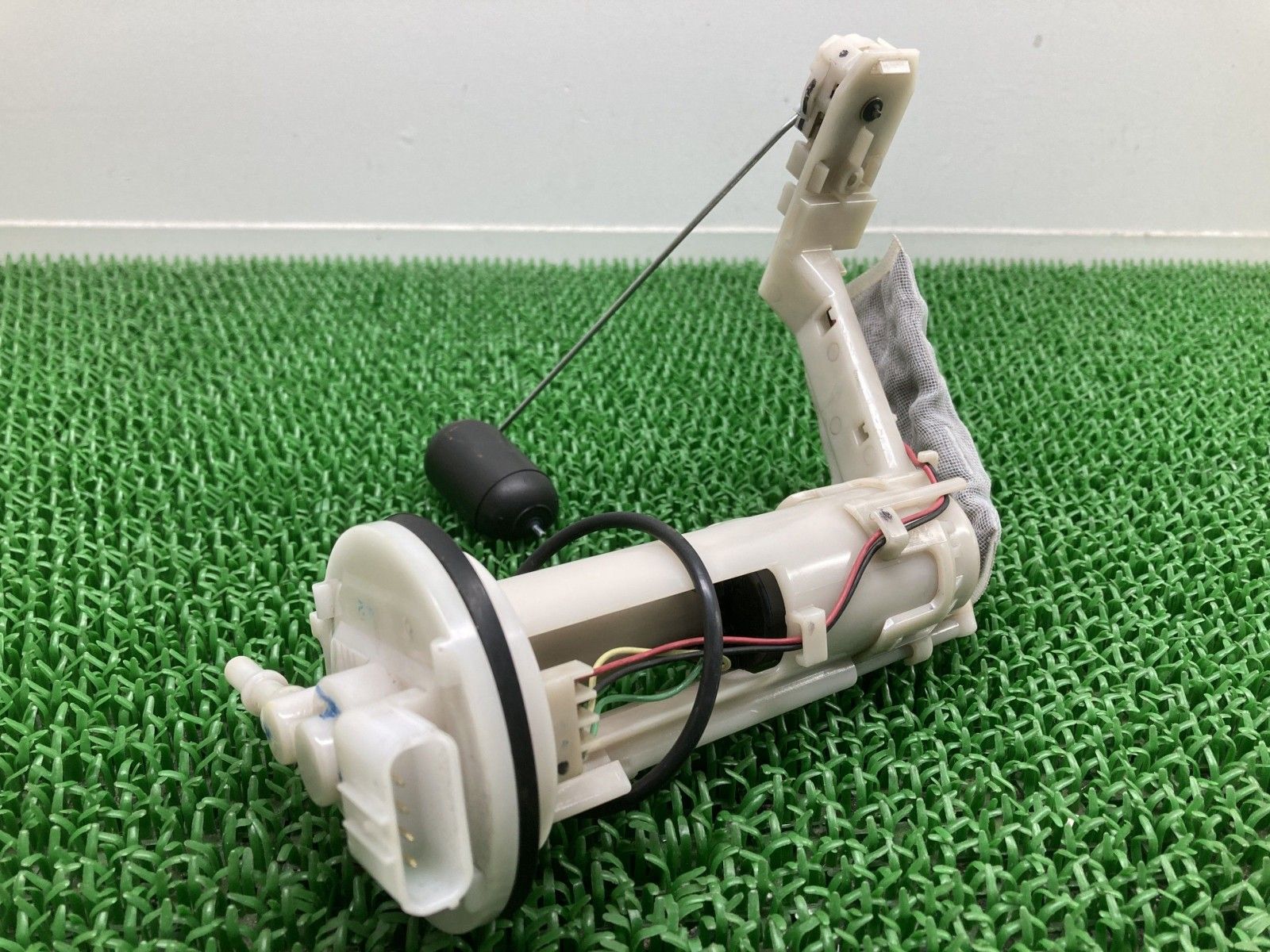 PCX125 フューエルポンプ ホンダ 純正 JF56 フューエルセンサー 燃料ポンプ 機能的問題なし 割れ欠け無し 品薄 hQ