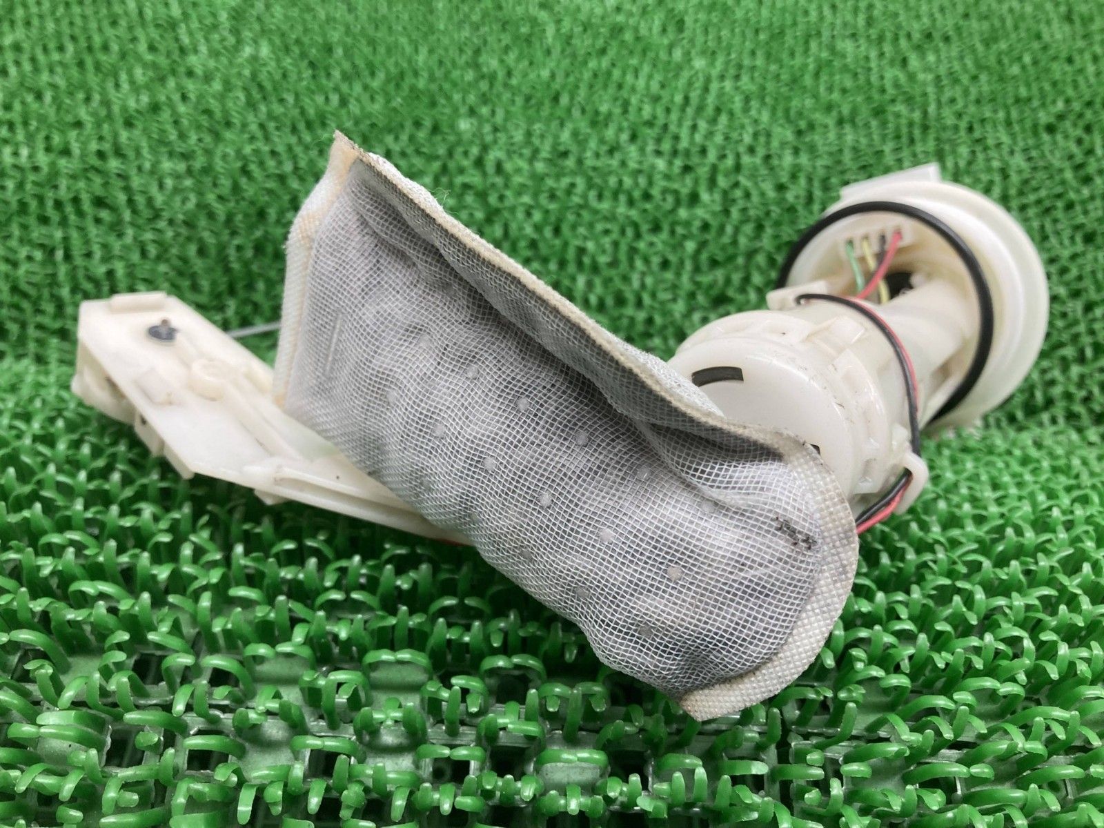 PCX125 フューエルポンプ ホンダ 純正 JF81 フューエルセンサー 燃料ポンプ 修復素材や部品取りに 割れ欠け無し 品薄 Pm BRIGHTFACE_UK