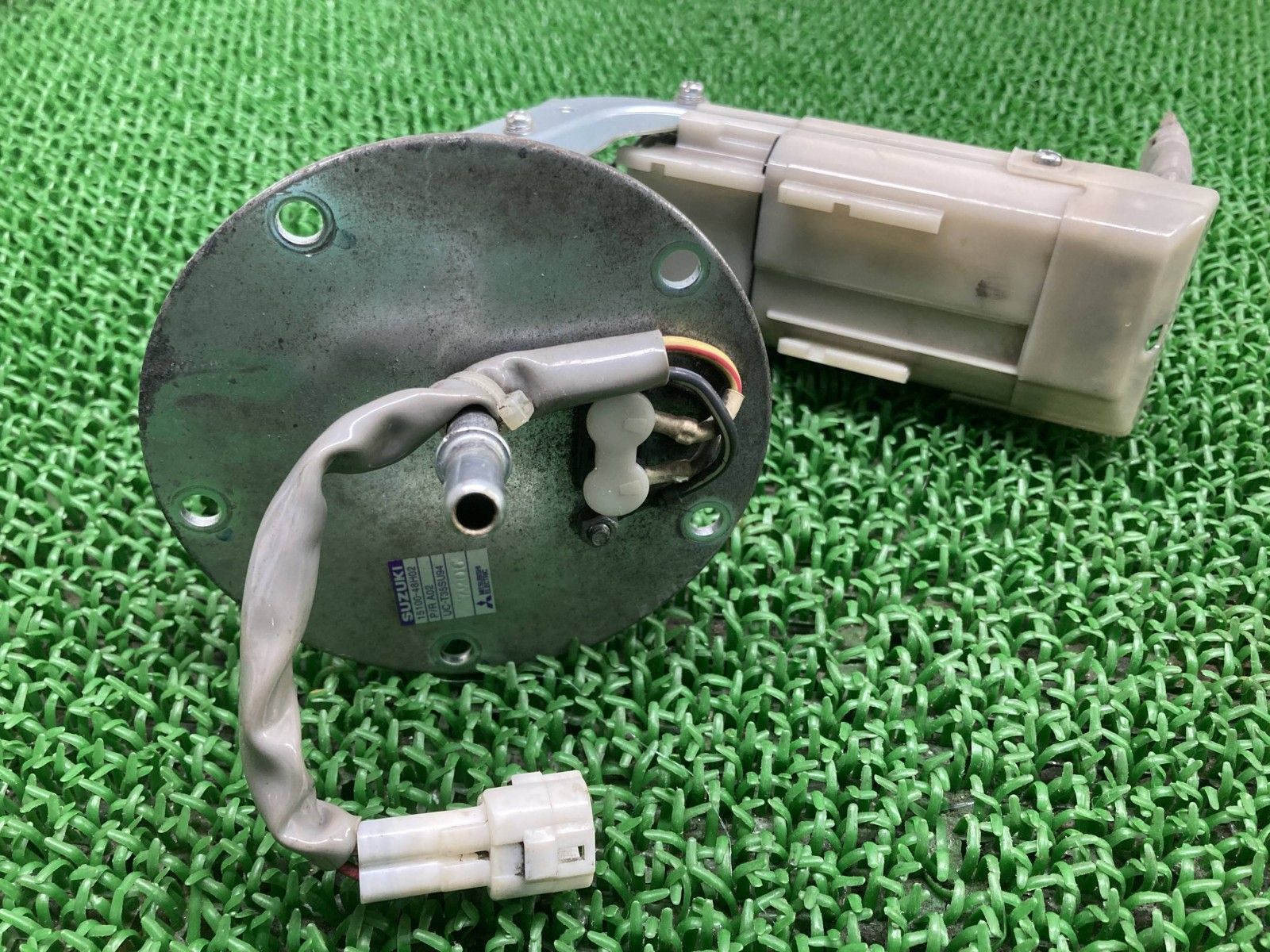 GSX250R フューエルポンプ 15100-48H02 スズキ 純正 バイク 部品 DN11A GW250 GSR250 GJ55D フューエルセンサー An