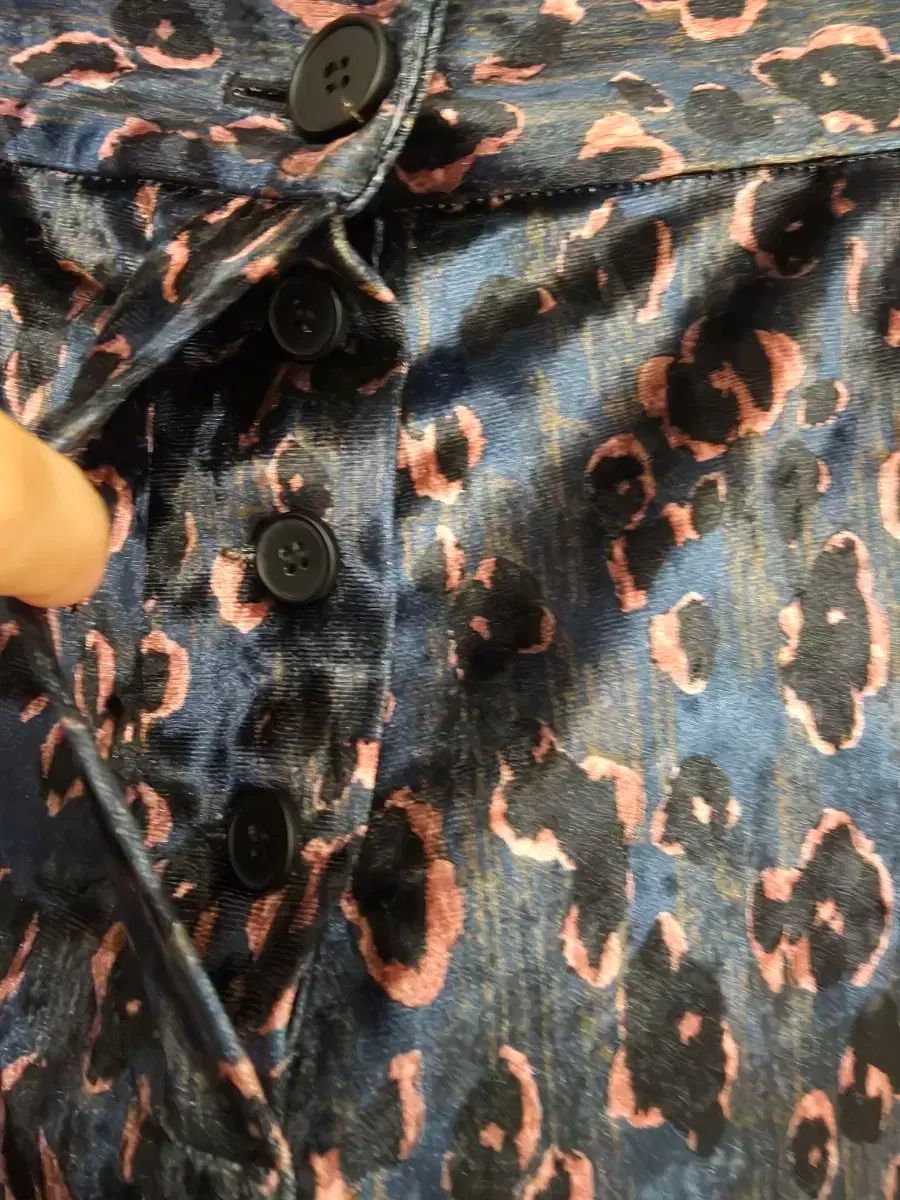 ナンバープロジェクト ツアーベルベット フリル ズボン 55 DECORATOM_COM_BR