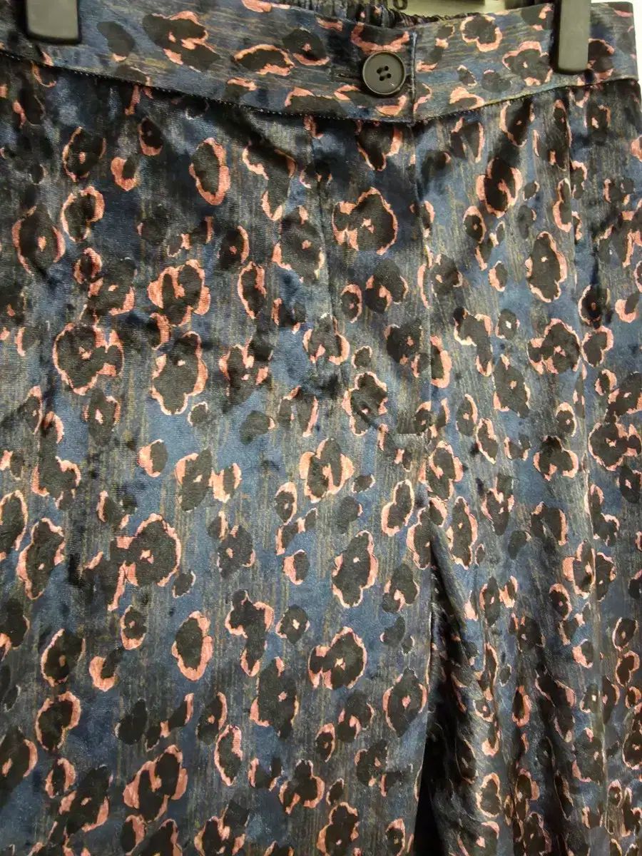 ナンバープロジェクト ツアーベルベット フリル ズボン 55