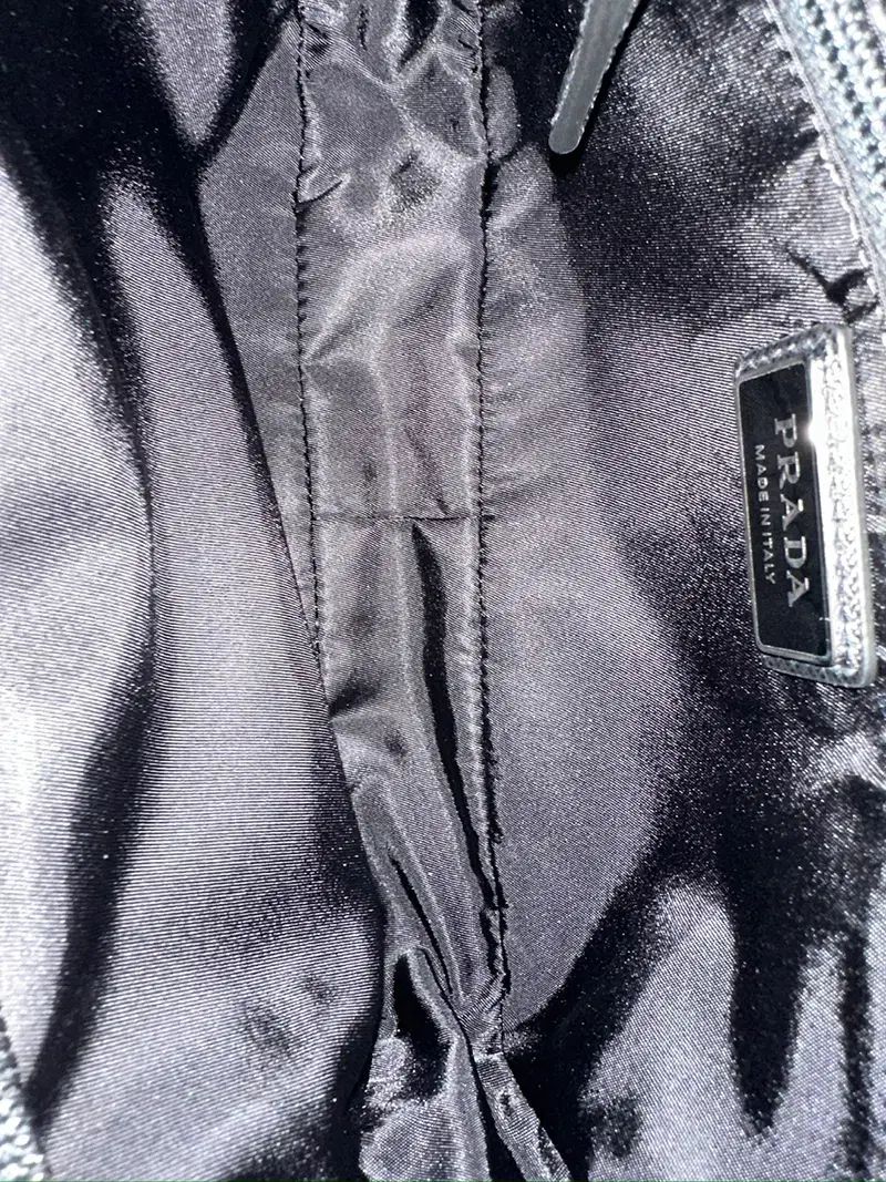 プラダ リナイロン