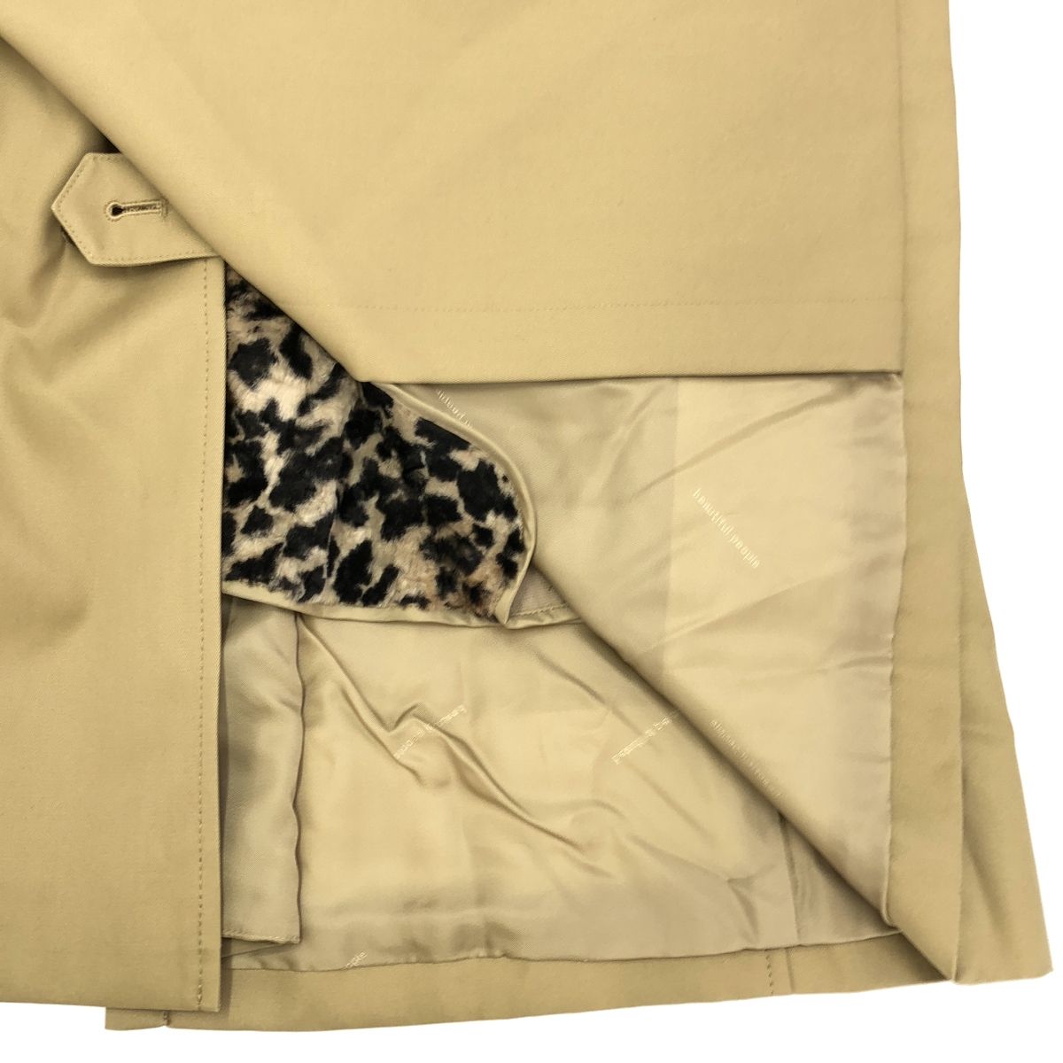 レオパードインナートレンチコート