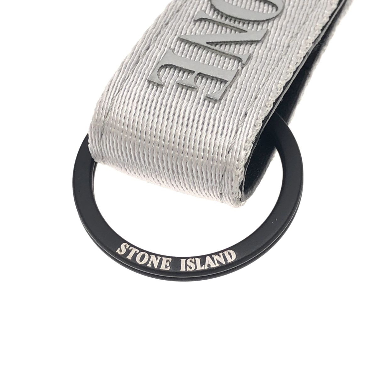 ストーンアイランド カラビナ