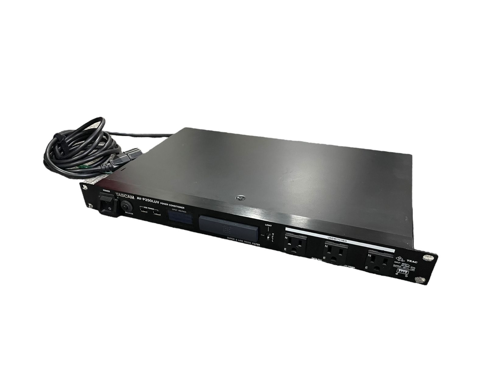 TASCAM AV-P250LUV パワーコンディショナー 通電 済み 本体 電源アダプター付 動作良好 電源タップ オーディオ機器用