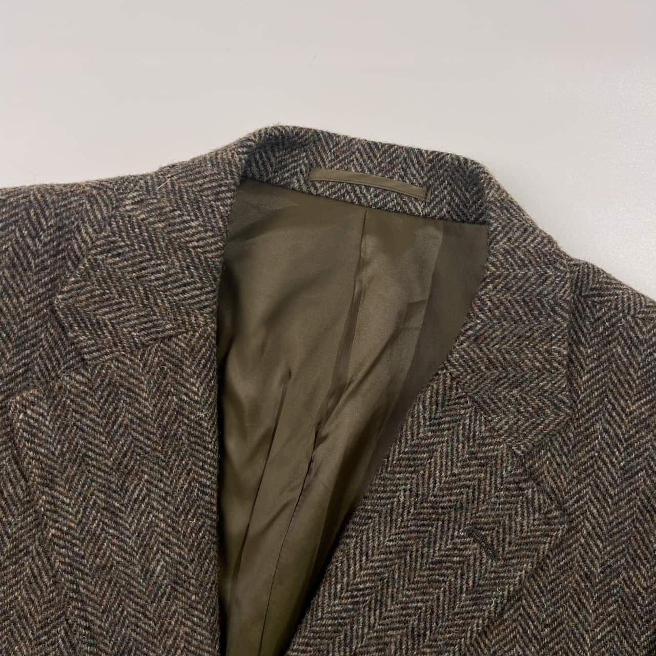 【未使用】ハリスツイード ジェイプレス ジャケット アニマル くるみボタン 3B HARRIS TWEED ハリスツイード ピュアウール くるみボタン 3B