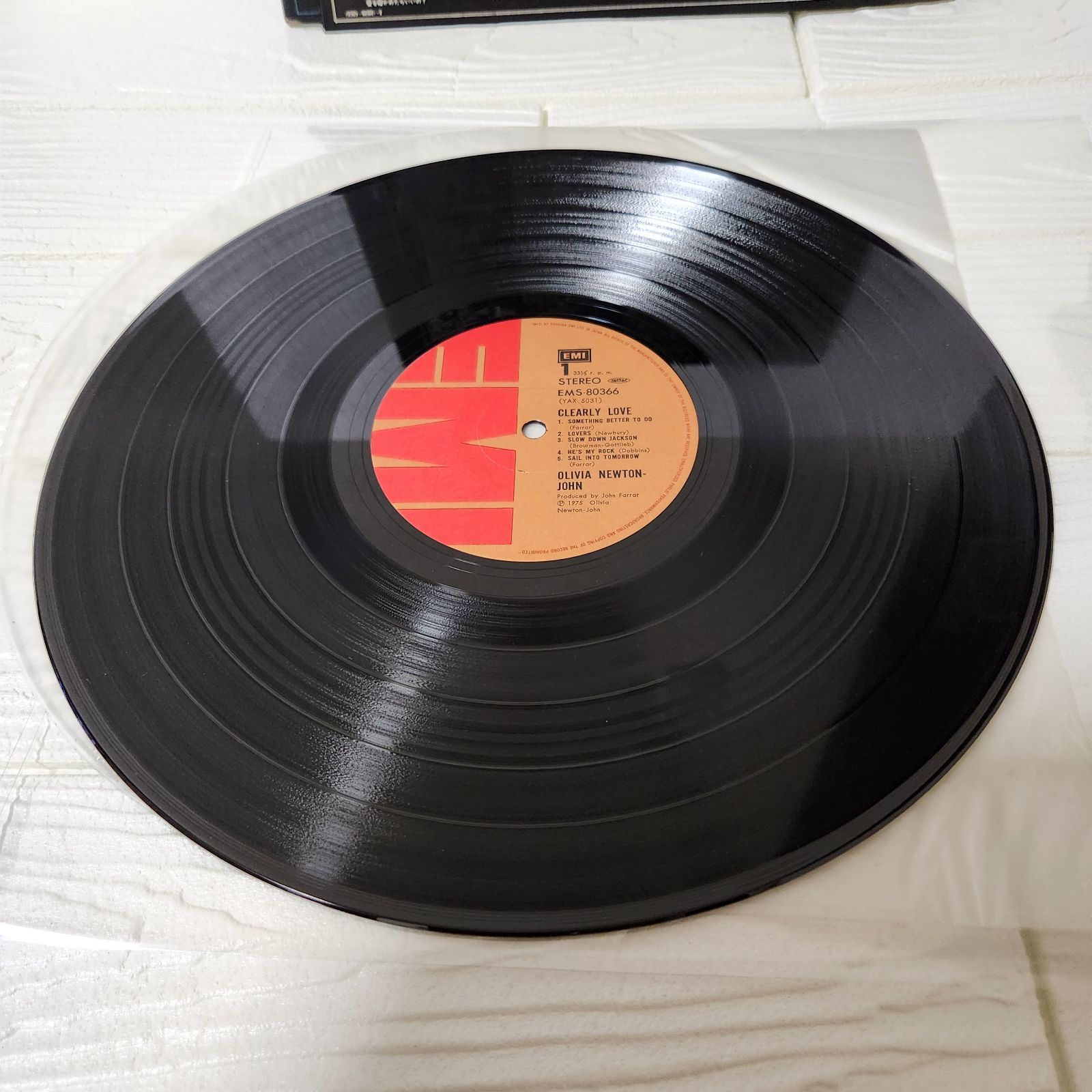 オリビア・ニュートンジョン CLEARY LOVE LPレコード - メルカリ