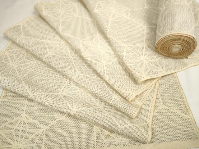 小紋　単衣　塩沢紬　亀甲重ね　亀甲　着物　071a p 反物 単衣にも 塩沢物語 新塩沢 百五拾亀甲絣 紬着尺 湯通し済 あすか