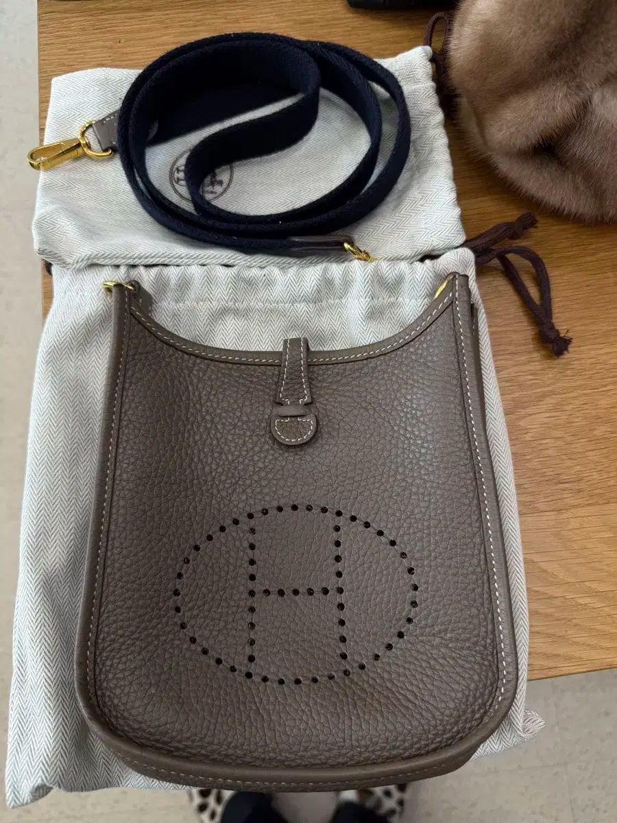 エルメス エブリン