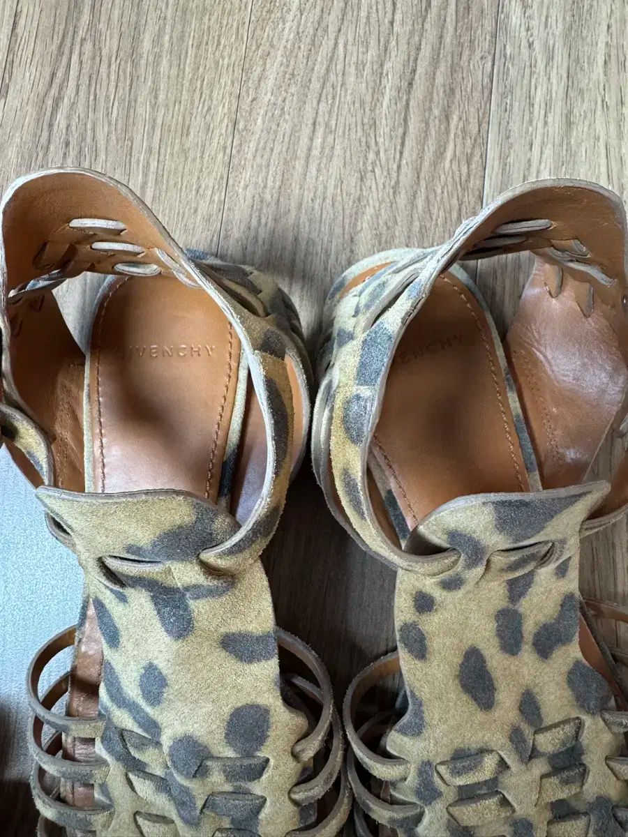  Givenchy ジバンシィ ヒョウ柄 レオパード サンダル 245 サンダル サンダル ミュール
