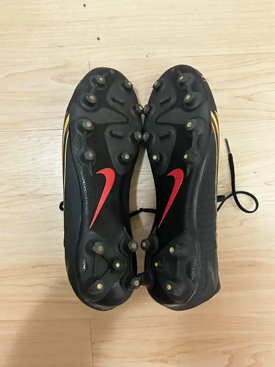 ナイキ マーキュリアル ヴェイパー 14 HG CV0970-090 275