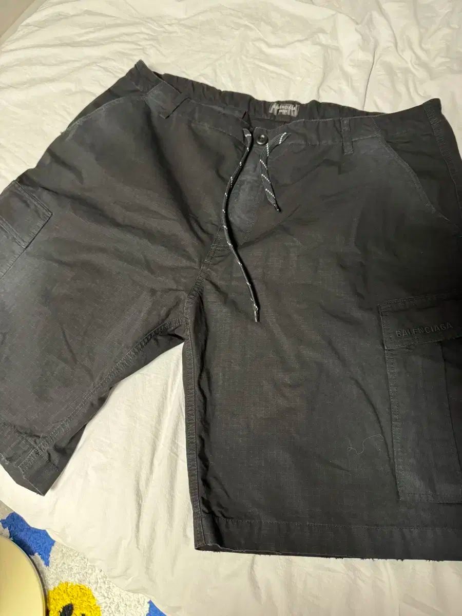 バレンシアガ カーゴ ショーツ L - メルカリ